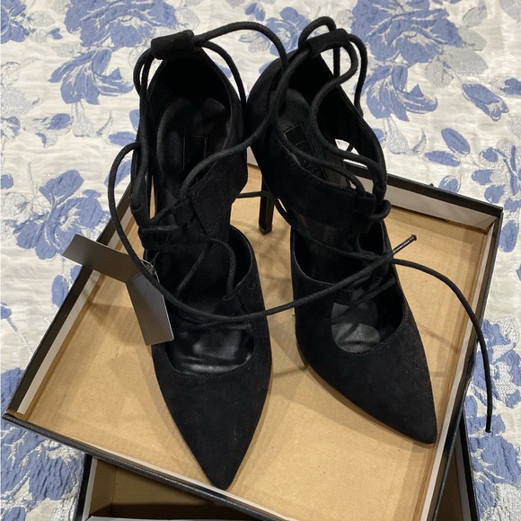 New Black Forever21 Laced Heels - Size 5.5 - Picture 1 of 6